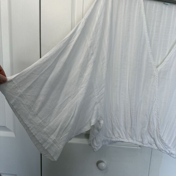 NWT Blue Sol White on White Striped Mock Wrap Blouse Women’s Size Large - Picture 4 of 9